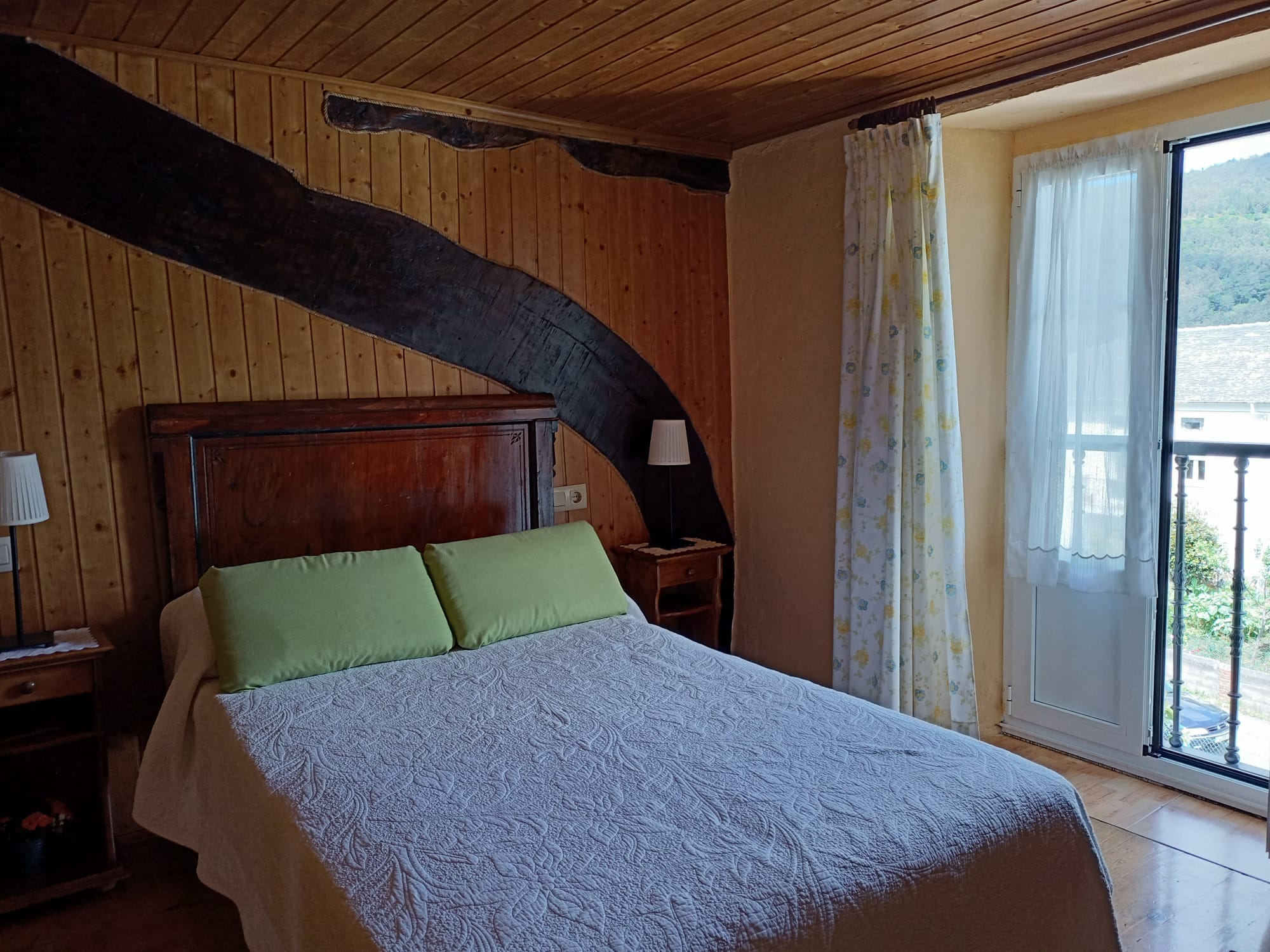 Casa Manolón - Alojamientos de turismo rural en el Occidente de Asturias